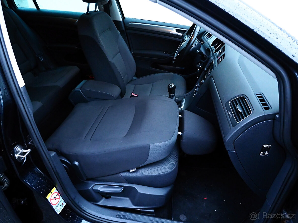 VW Golf 7 1,2 TSI Climatron/PDC/Park Assist/výhřev/temp/NAVI - 8