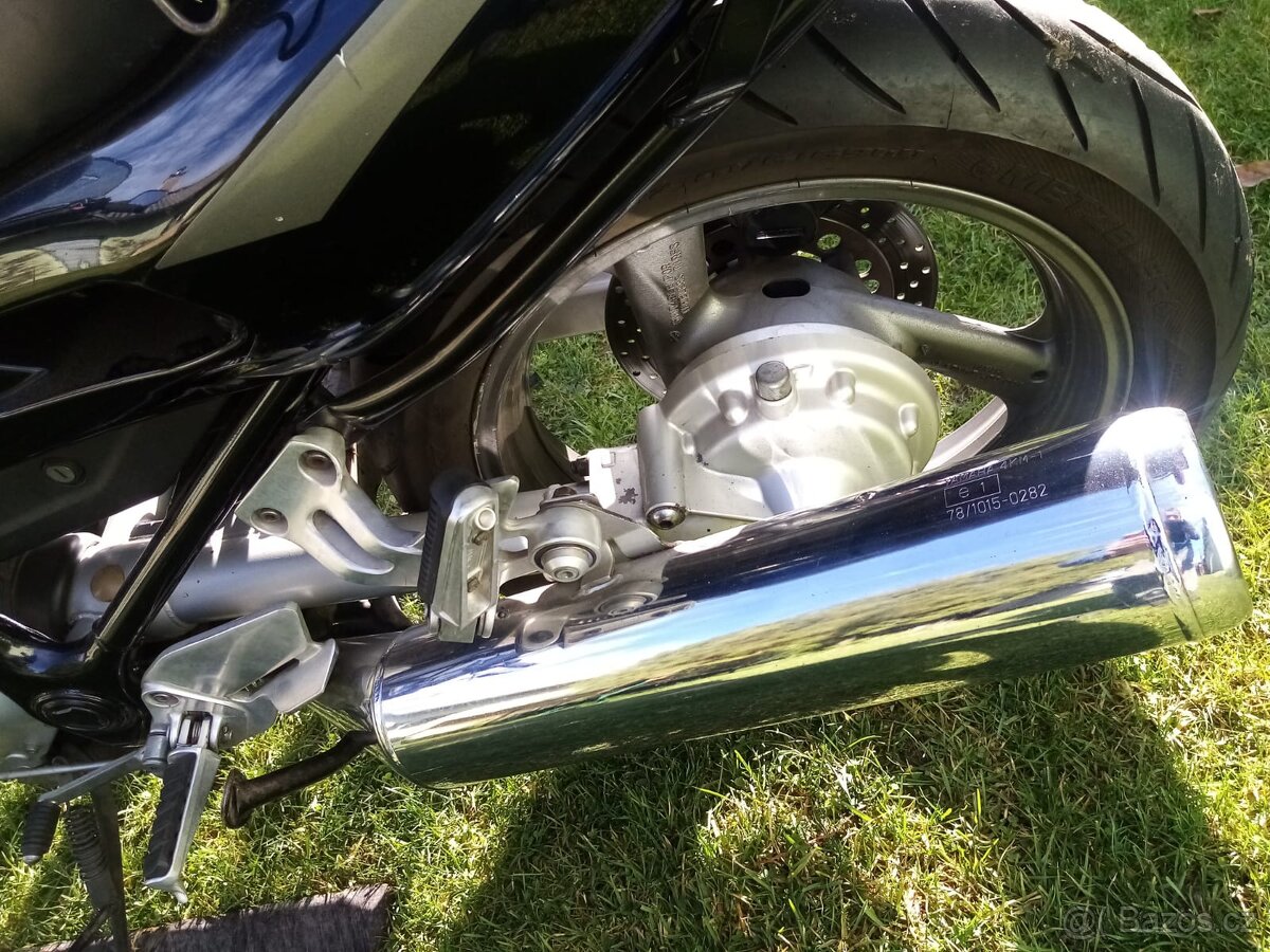 Yamaha Diversion XJ 900S - 8