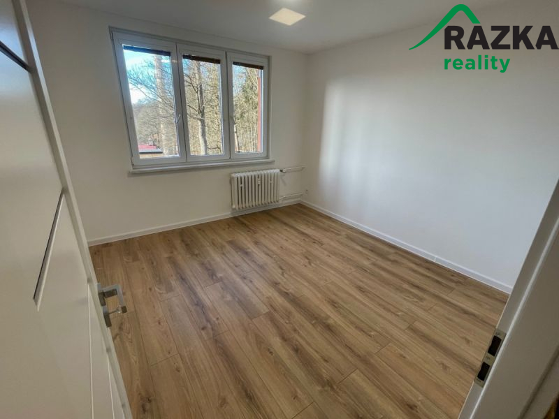 Prodej bytu 2+1 , 52 m2 Aš - 8