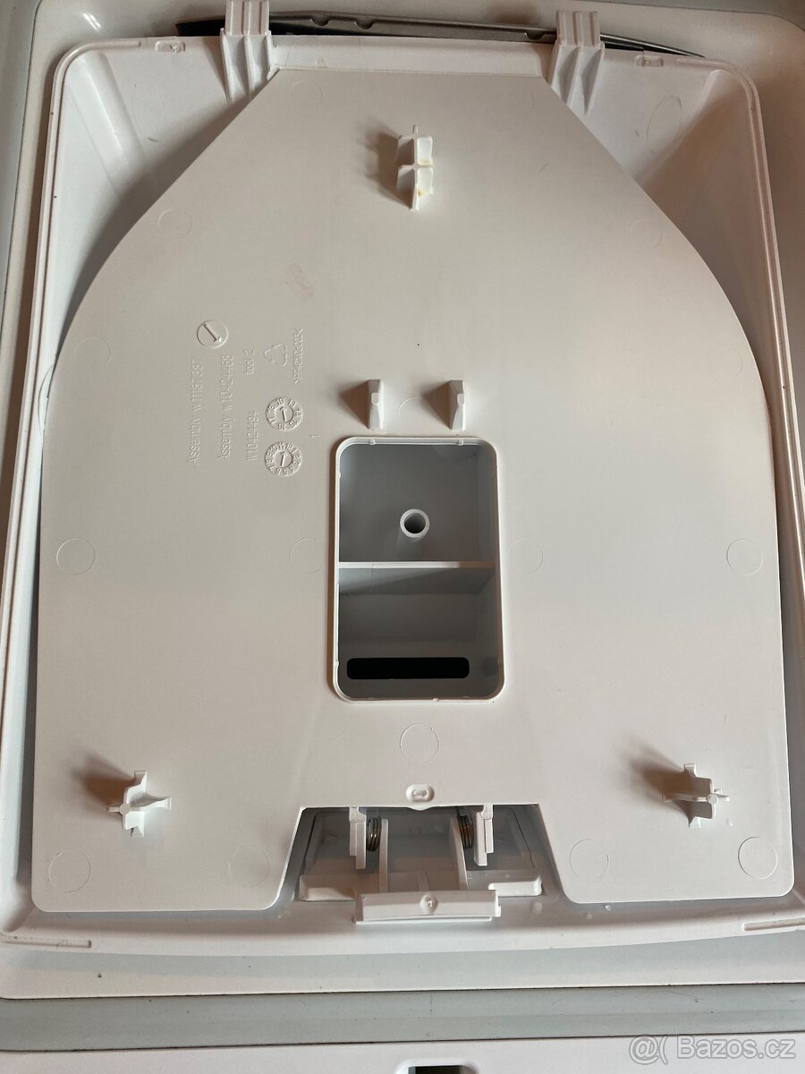 Automatická pračka INDESIT - 8