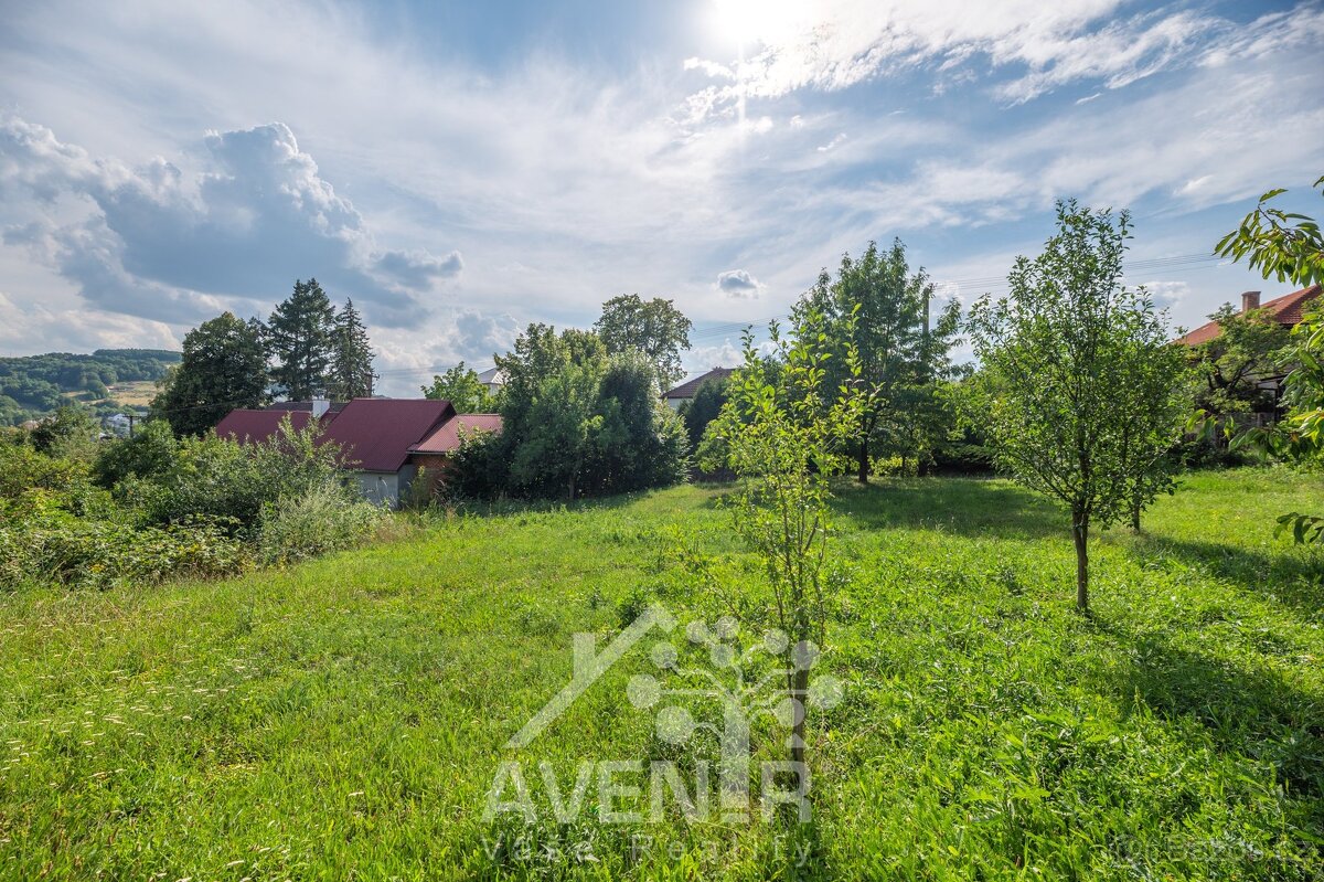 Prodej stavebního pozemku 2666 m², ev.č. 69459 - 8