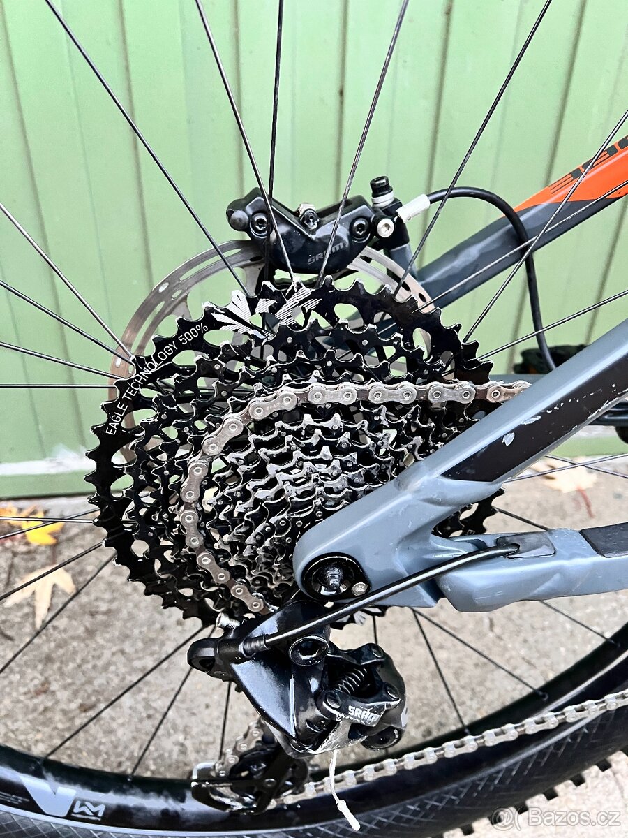 Trailové karbonové kolo Cube Stereo 140 HPC TM 27.5 - 8