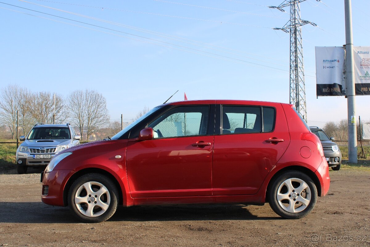 Suzuki Swift, 1,3i 67KW, KLIMA, STK 8/2027, r.v. 2010 - 8
