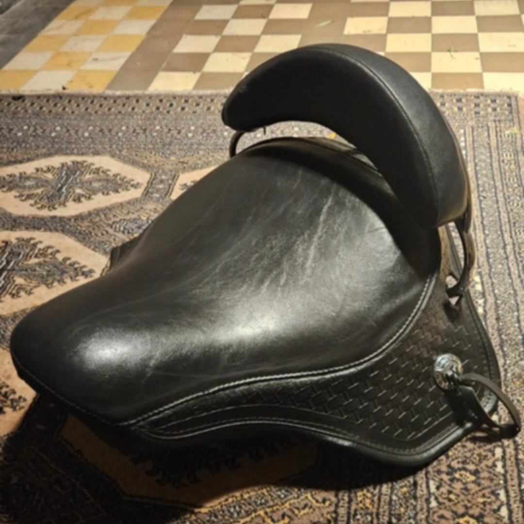 Harley Davidson sedlo Heritage Springer - 8