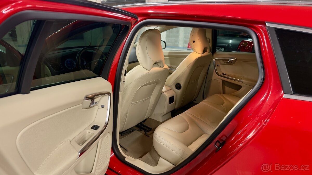 Volvo v60 - 8