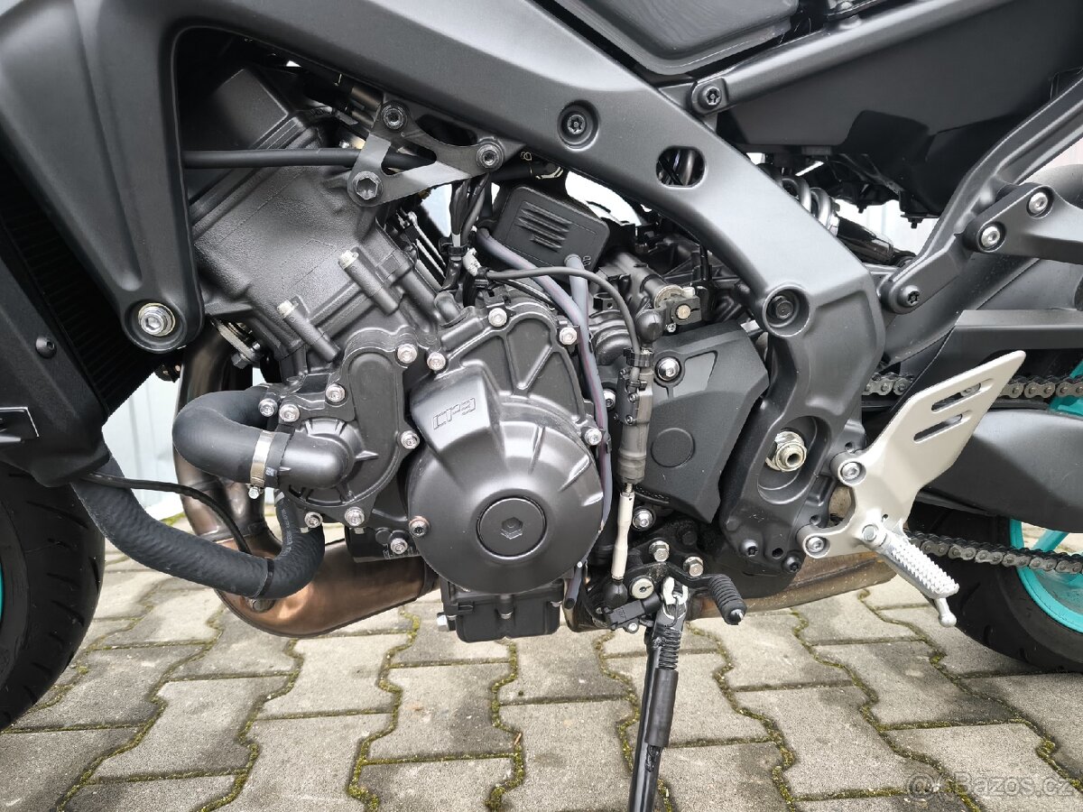 Yamaha MT 09 - 8