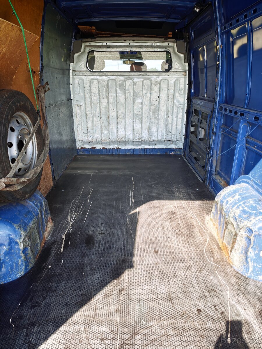 Renault Master 2.5 dci 88Kw 3500 Kg L2H2 - 8