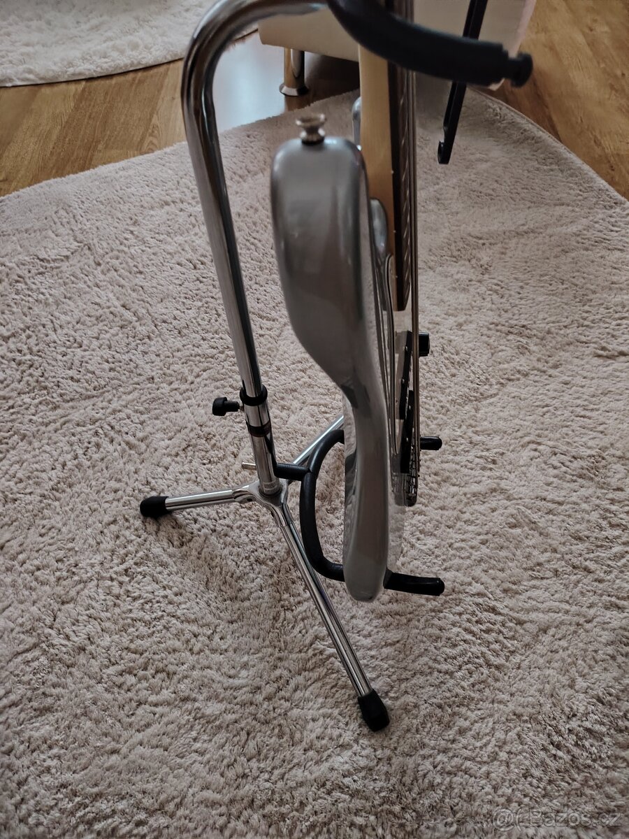 FENDER SQUAIER - 8