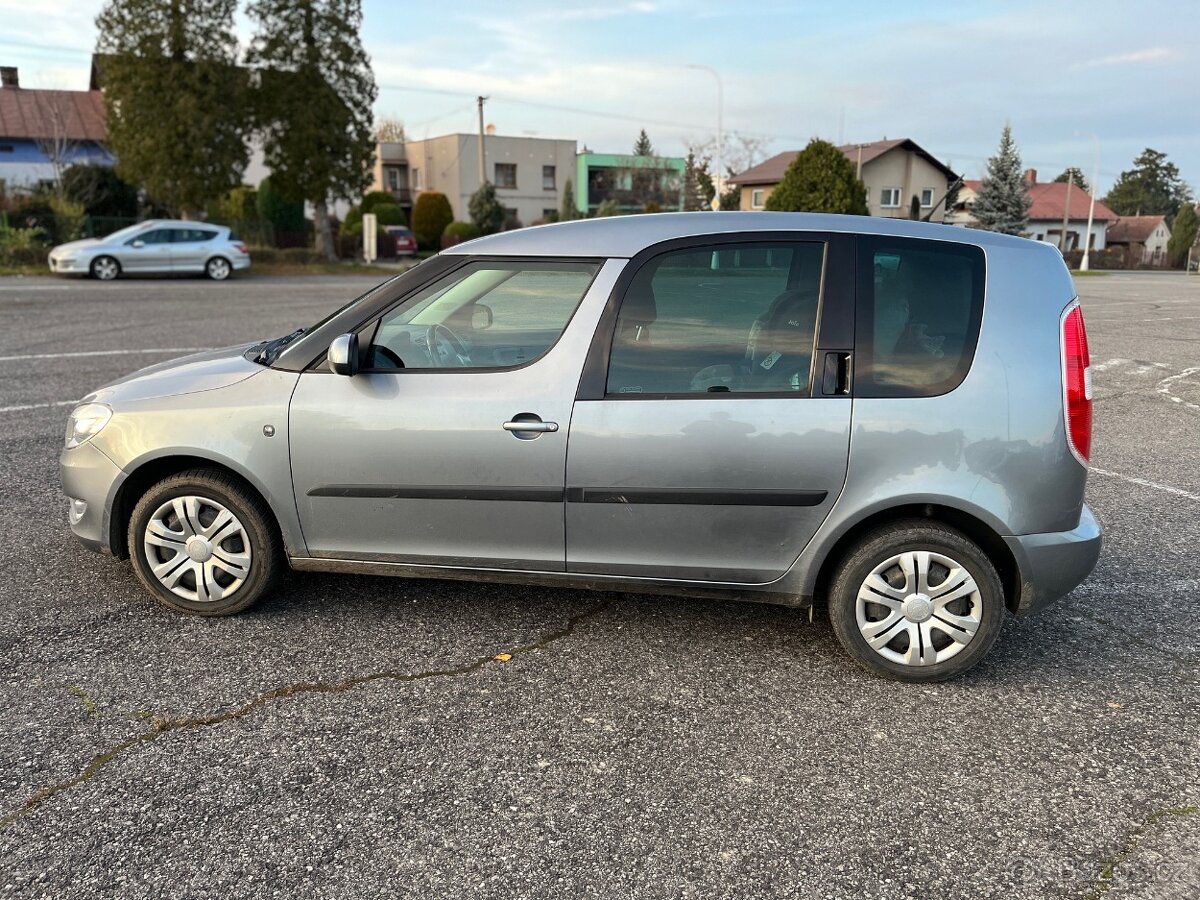 ŠKODA Roomster Ambition 1.2 TSI 63 kW, CZ, serviska - 8