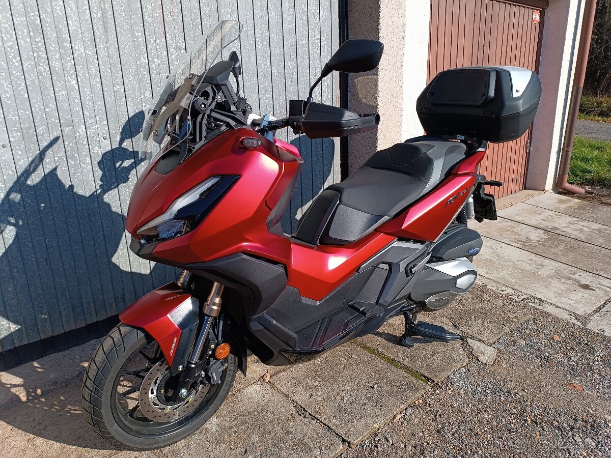 Honda ADV 350 A - 8