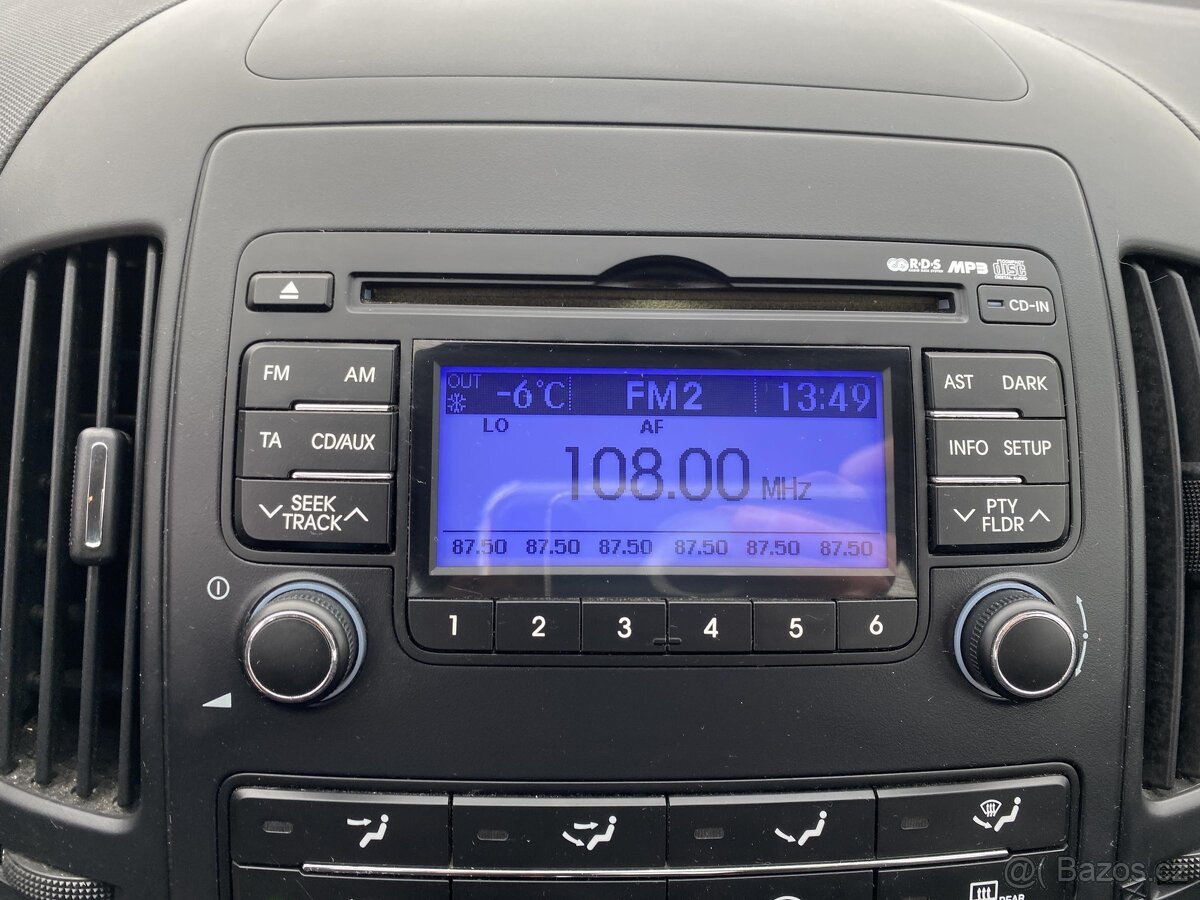 Hyundai I30 1.4i , 80 kW benzín, 2010 - 8