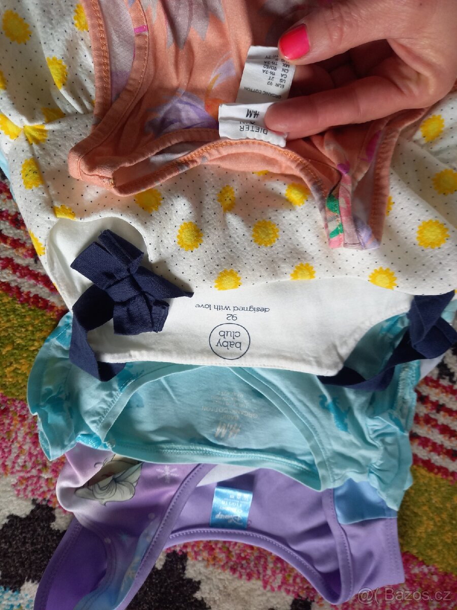 Set letního oblečení pro holčičku vel. 92 - 8