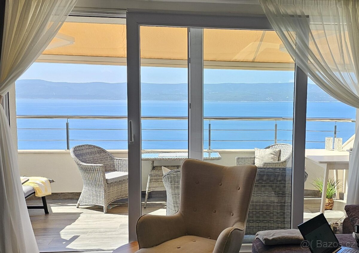 CHORVATSKO: Top 3kk s panoramatickým výhledem u moře v - 8
