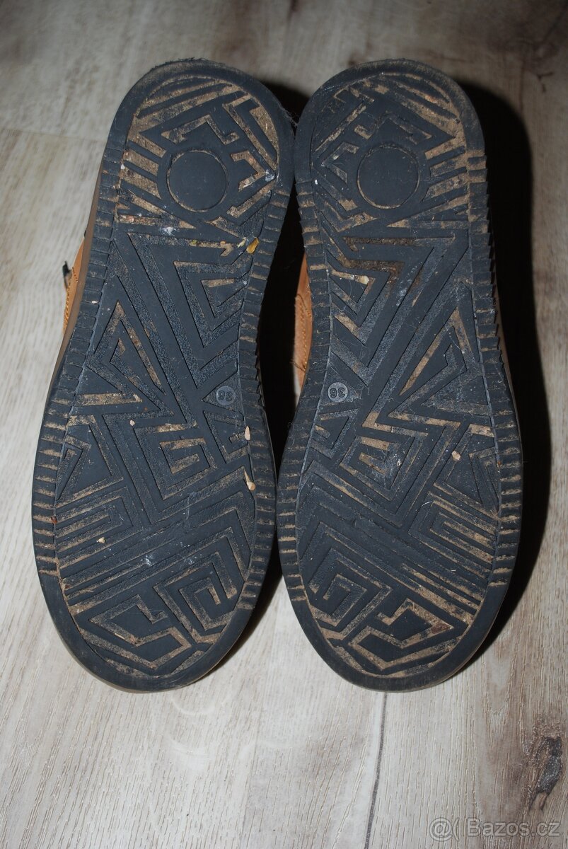 ZIMNÍ KOŽENÉ BOTY, ZN.LASOCKI, VEL.36 - 8