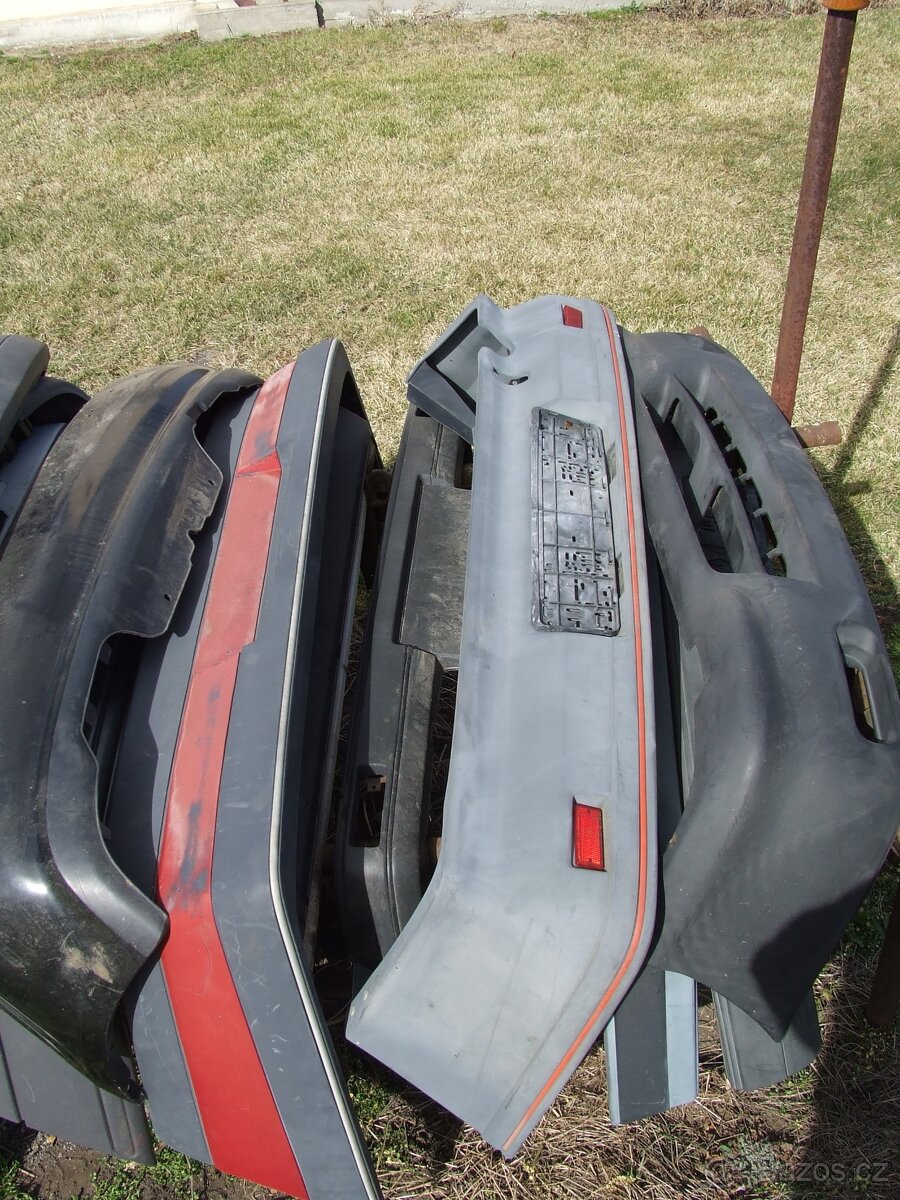 Prodám Mix nárazníků na osobní vozy cca 1980-2000rv - 8