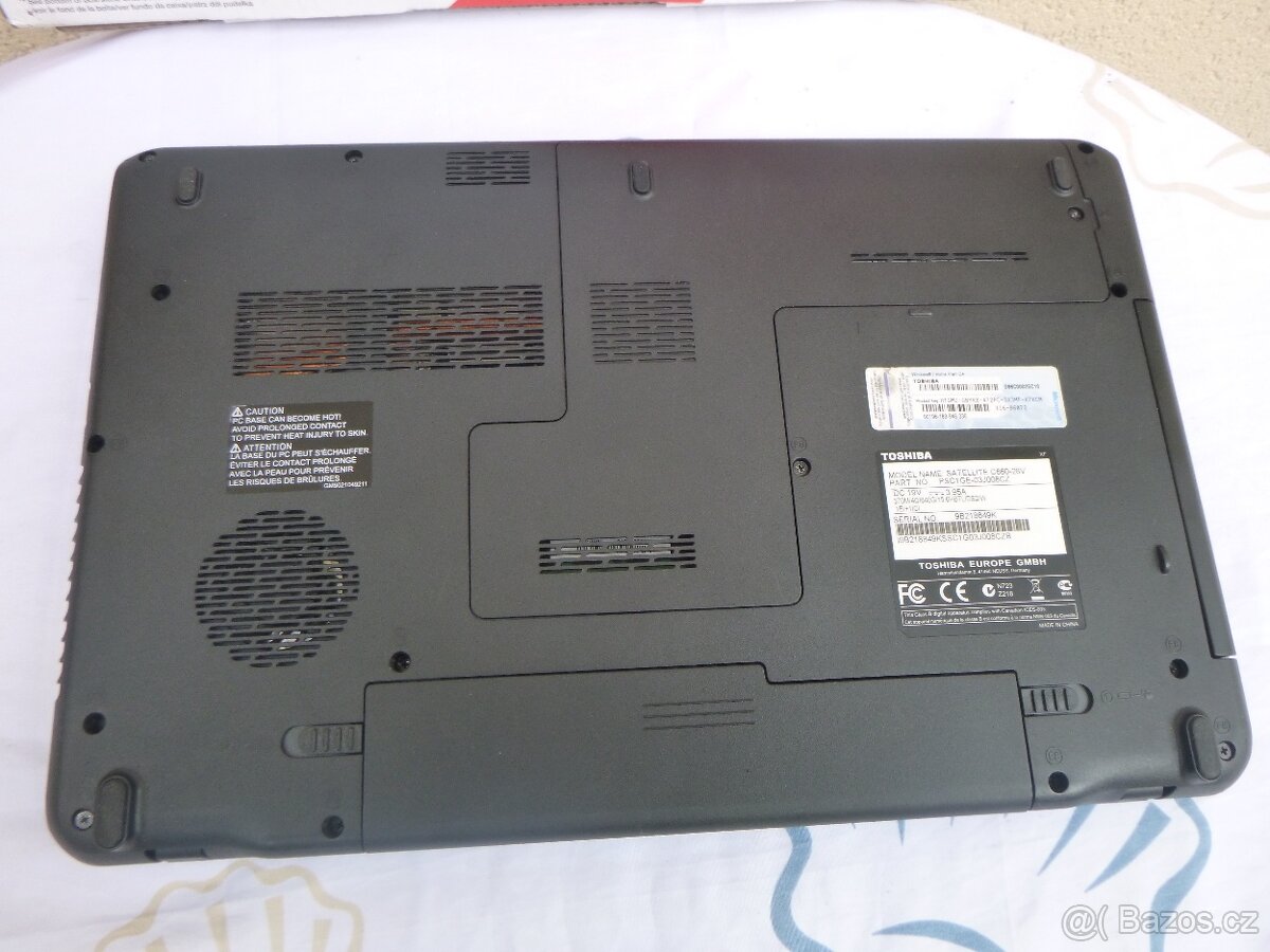 prodám notebook Toshiba - 8