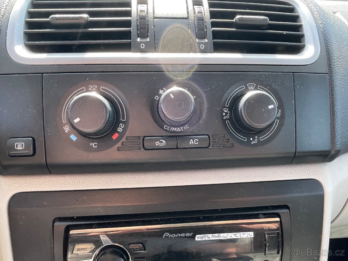 Škoda Fabia II, 1.2, 128000KM, 2009, Klima - 8