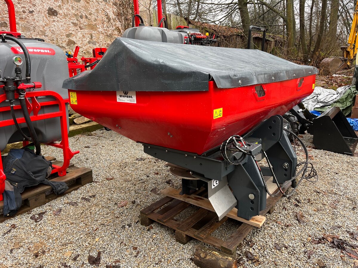 Rozmetadlo hnojiv WOPROL Junior II Plus 800 - 8