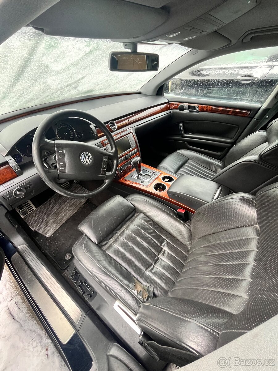 Volkswagen Phaeton - 8