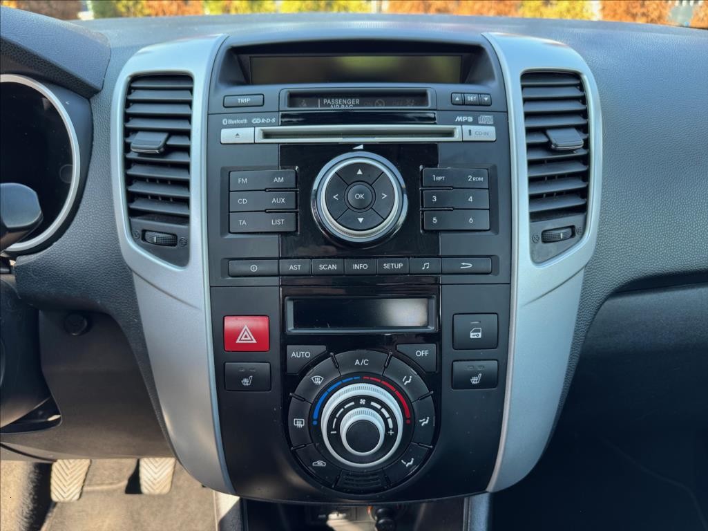 Kia Venga 1,6 (2012) - 8