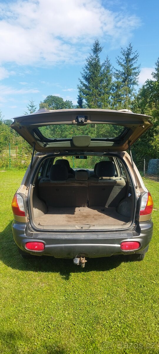 Hyundai Santa Fe 2,4i 4x4 - 8