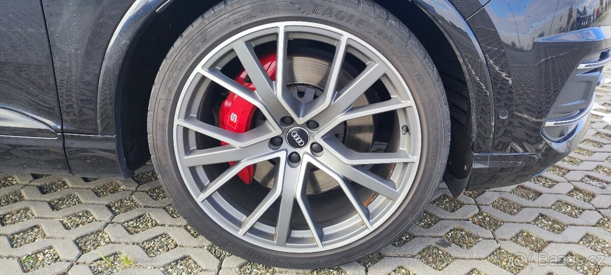 Prodám Audi sq7 4.0 tdi 320kw Dph - 8