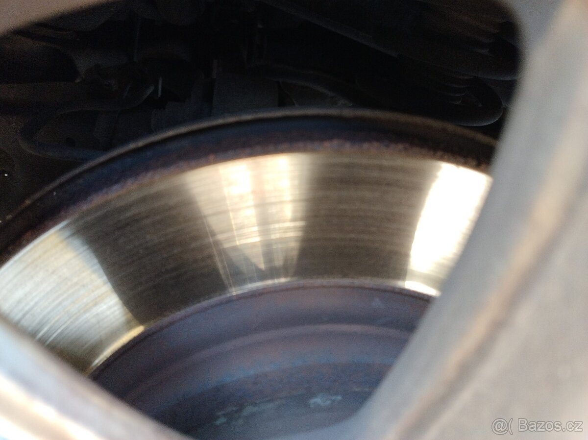 Dodge Journey 2010 2,0CRD AUT 103kW BWD - DILY z auta - 8