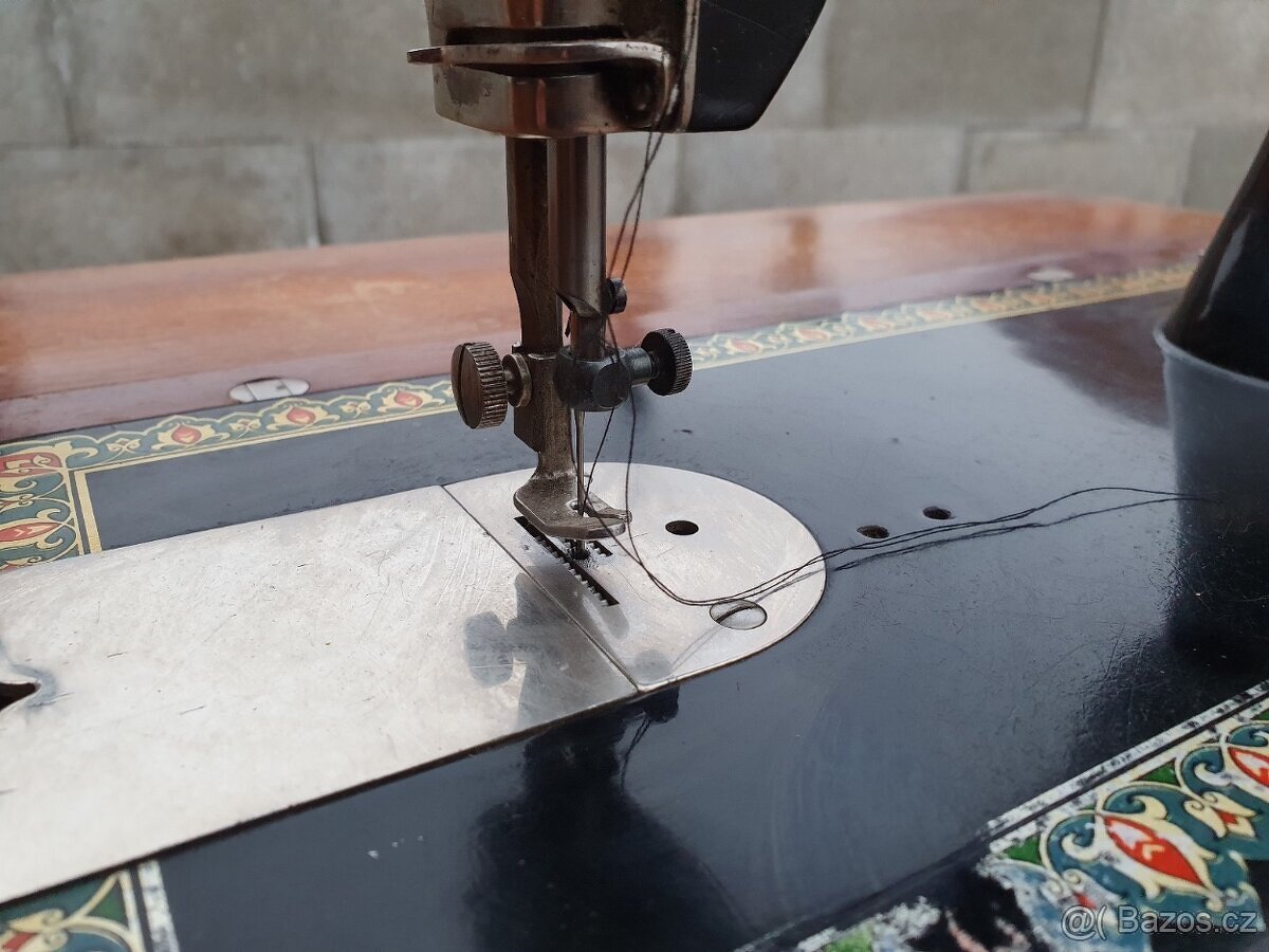 Šicí stroj Minerva - 8
