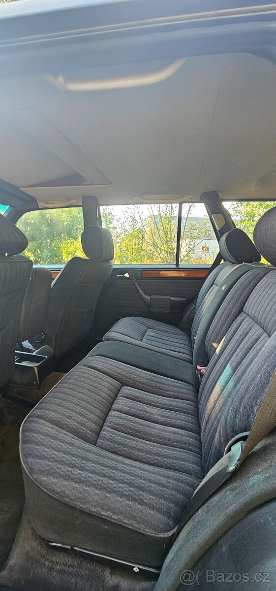 Mercedes-Benz w124 320TE - 8