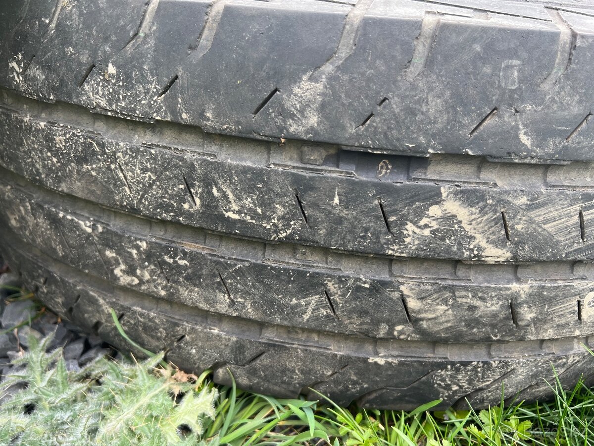 2x Kola 16” Iveco - 8