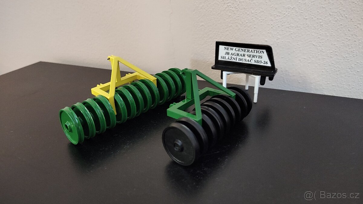 Silážní dusač 1/32 - 8