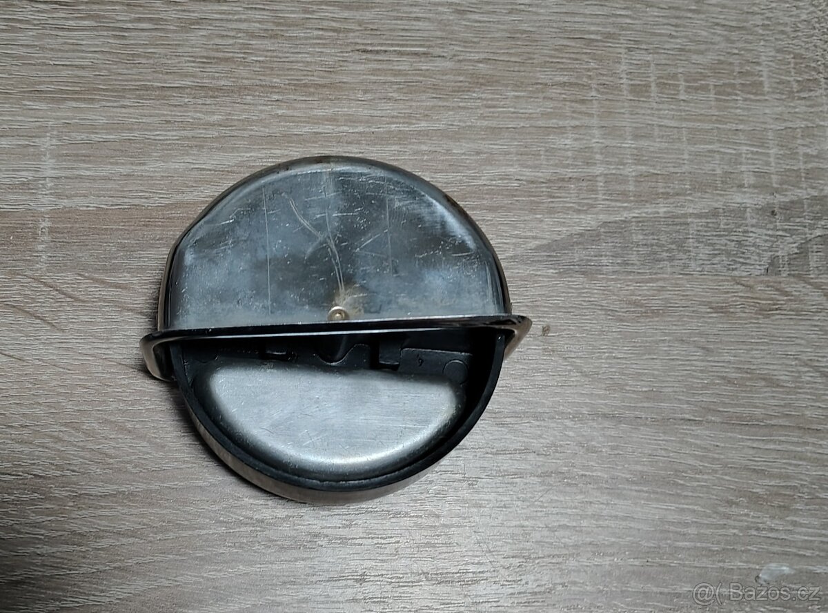 Starý popelník do auta - 8