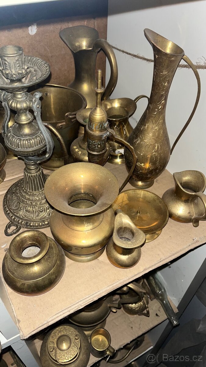 Sbírka mosazných předmětů - 8