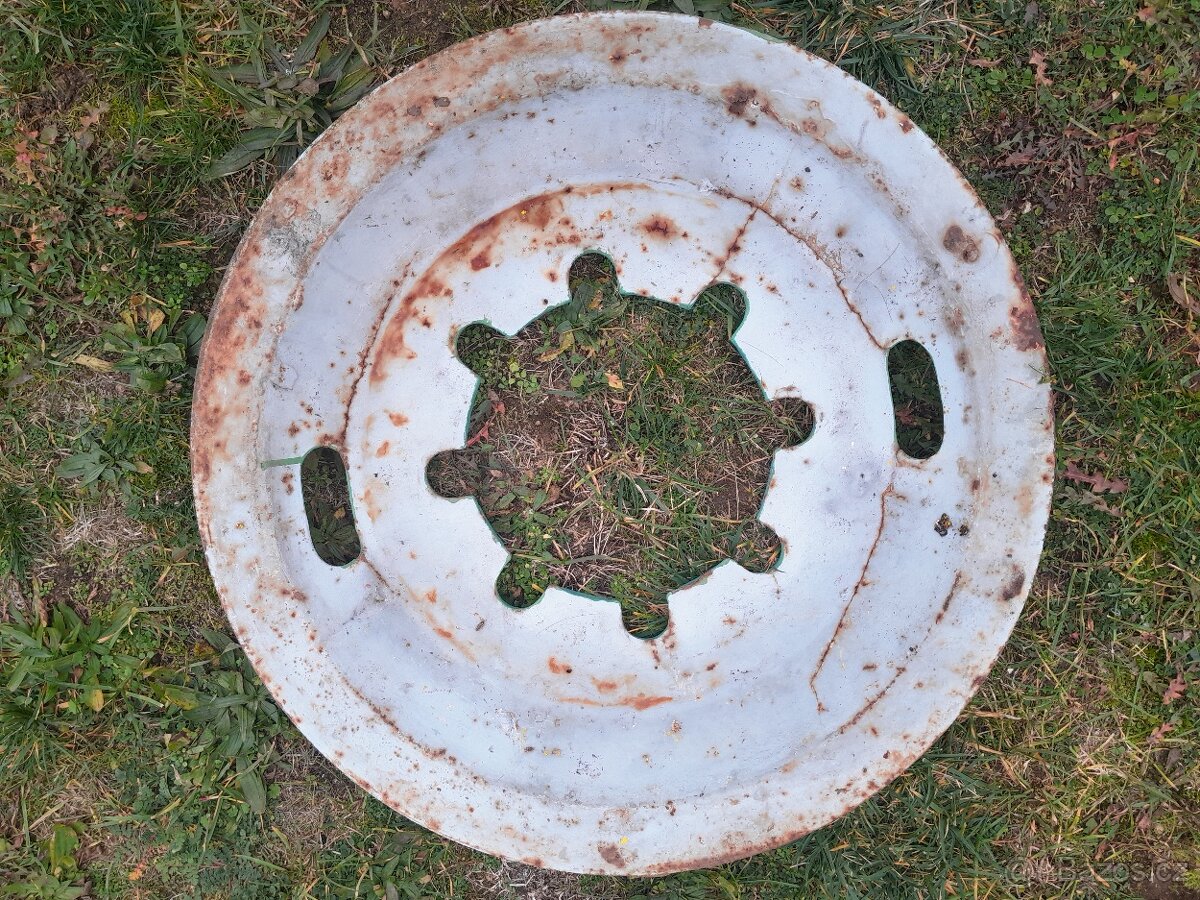 Závaží Zetor Super 50 - 8