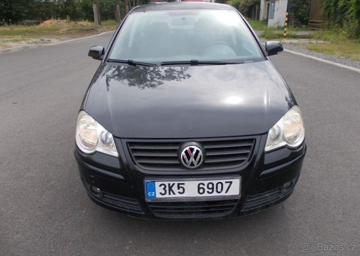 Volkswagen Polo 1,2 NOVÁ STK benzín manuál 40 kw - 8