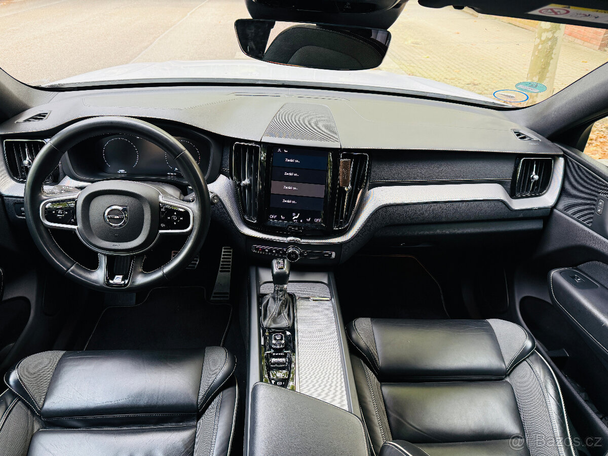 Volvo XC60 D4 R-Design, 140 kW, nez. topení, tažné zar. - 8