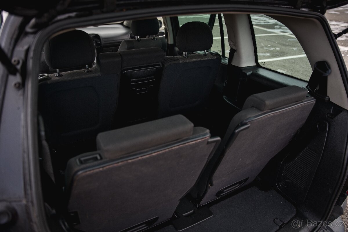 Opel Zafira 2.0 TDI - 8