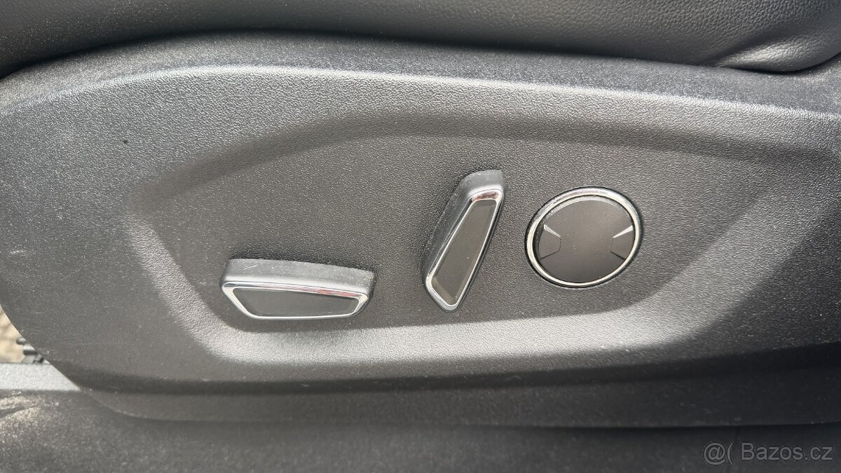 Foed Edge 2019 ST-Line 2.0 175kw-238 koní - 8