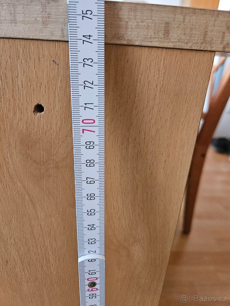 Kancelářský stůl - 8