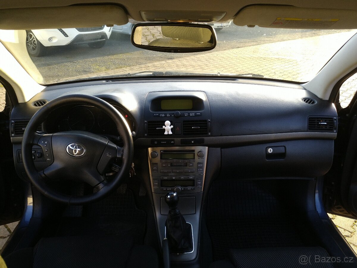 Toyota Avensis T25 2.2 d cat - 8