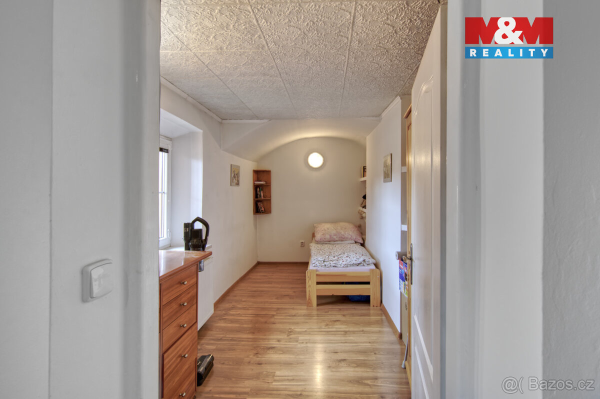 Prodej rodinného domu v Velvarech, ul. Slánská - 8