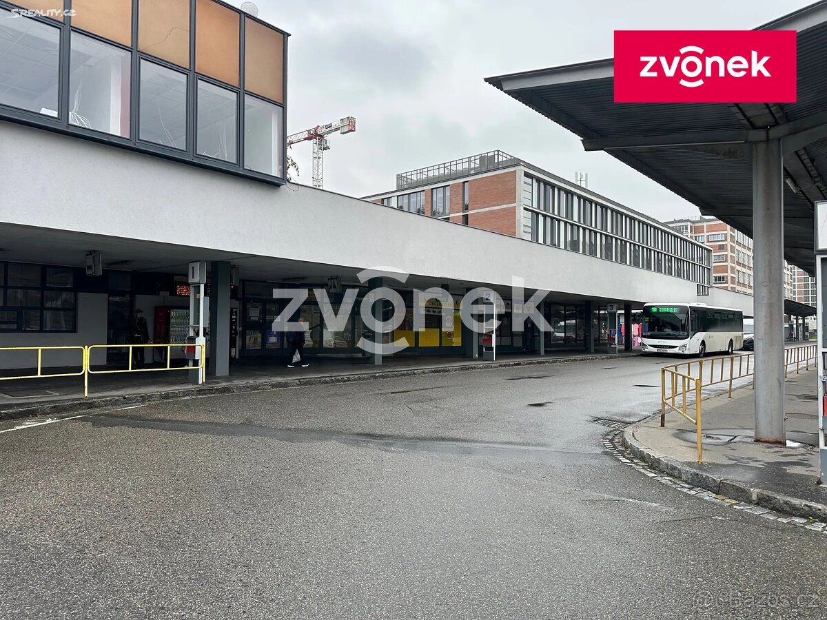 Pronájem komerčního prostoru od 120 m², Zlín - 8