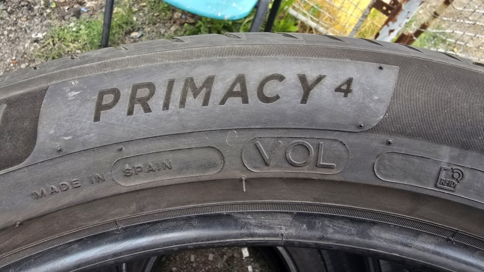 Letní pneu 255/45/20 Michelin - 8