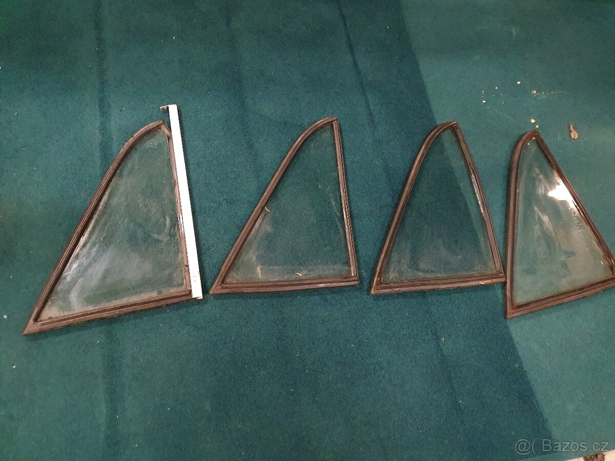 Větrací okénko BESPO - 8