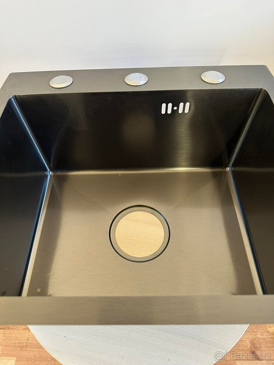 Kuchyňský granitový dřez (1136) - 8