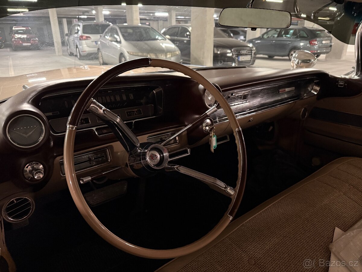Cadillac Deville 1960 coupe - 8