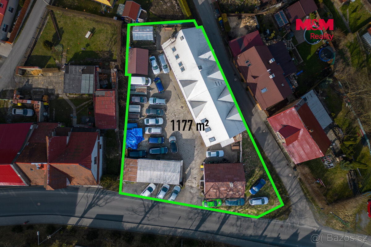 Prodej autoservisu s byty, Moravský Beroun, ul. Dvořákova - 8