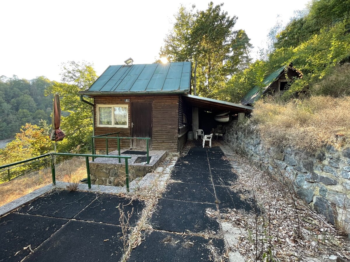 Prodej chaty na Vranovské přehradě - 8