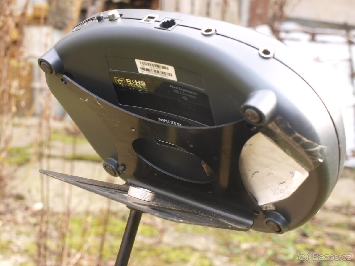 PRODÁM multiefekt LINE6 POD HD - černá LEDVINA + držák - 8