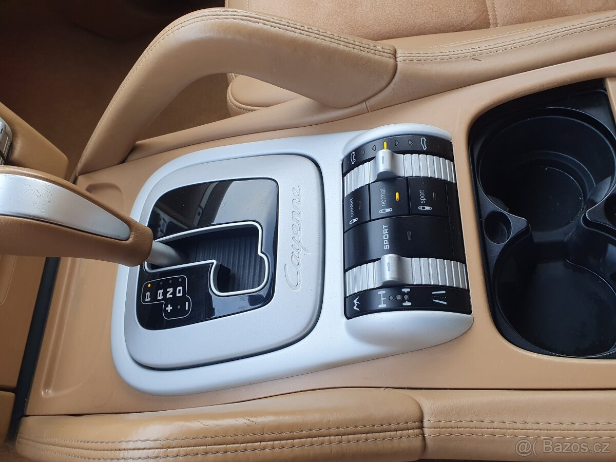 PORSCHE CAYENNE 3.0TDI...4X4..AUTOMAT - 8